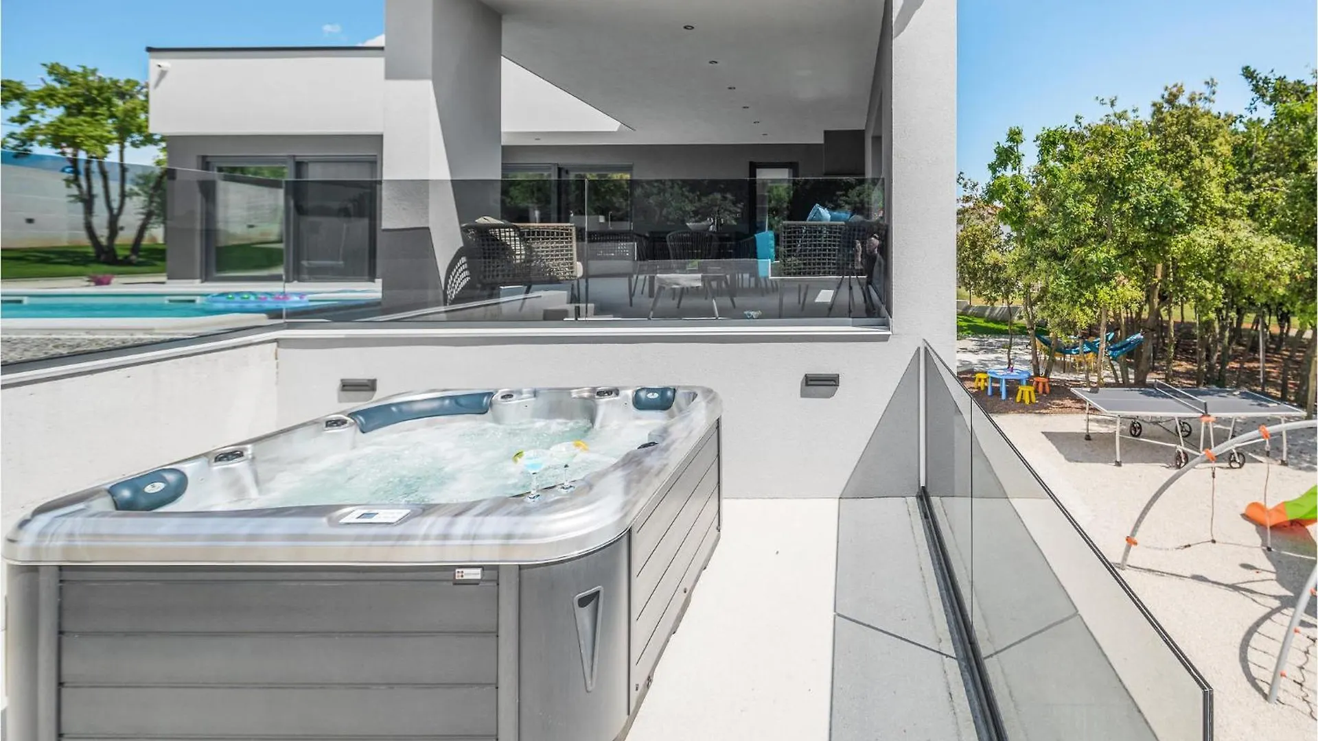 Amazing Home In Rebici With Outdoor Swimming Pool Holiday home