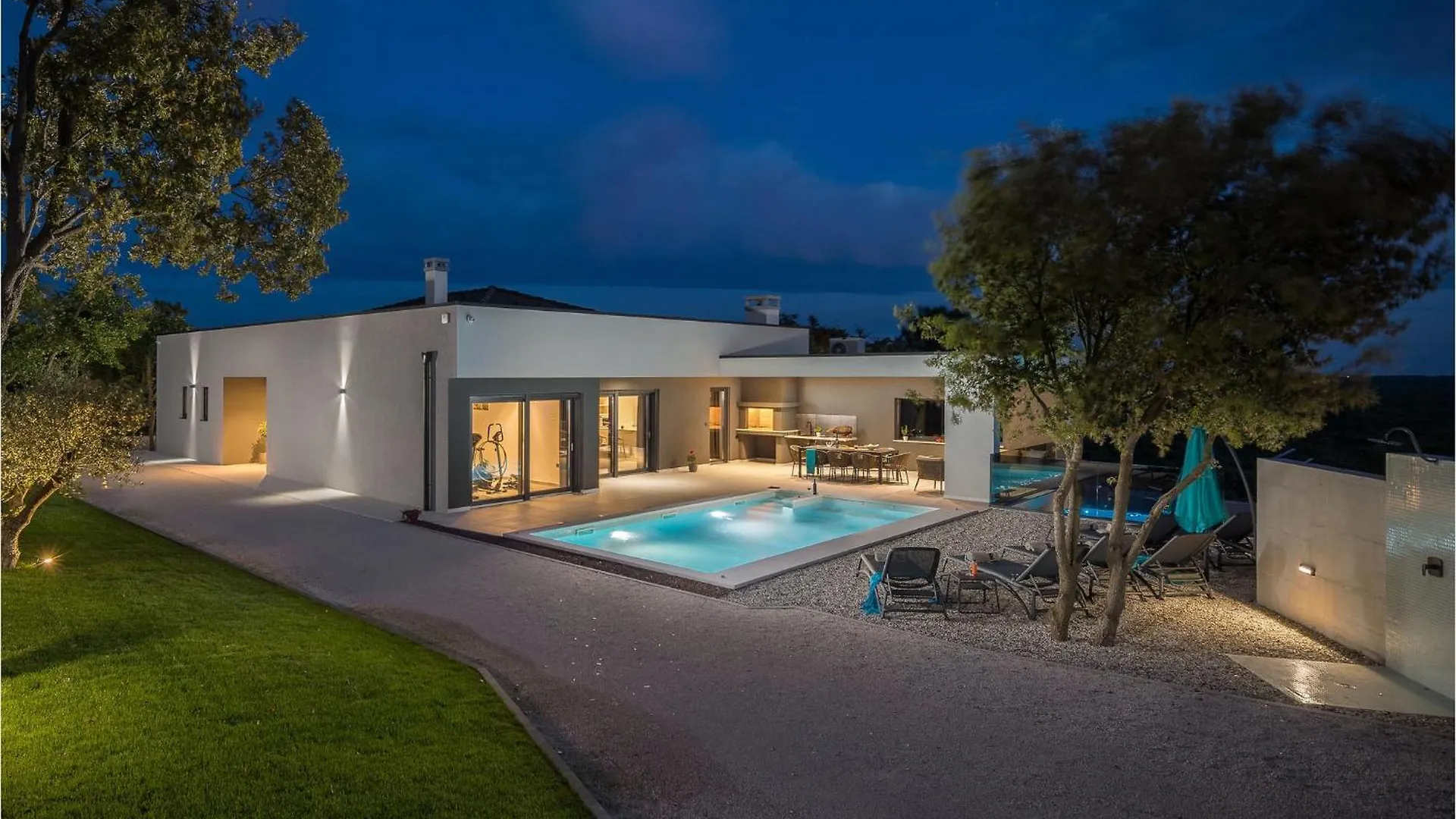 Holiday home Amazing Home In Rebici With Outdoor Swimming Pool