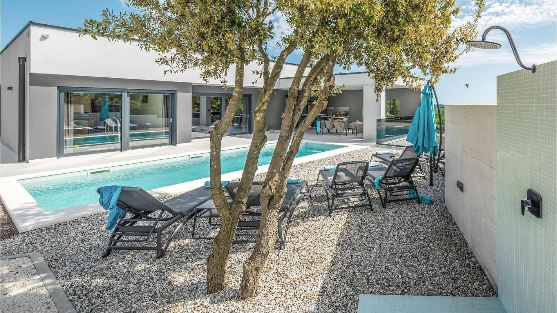 Amazing Home In Rebici With Outdoor Swimming Pool